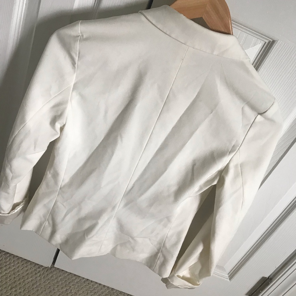 Stylist while blazer - Picture 6 of 6